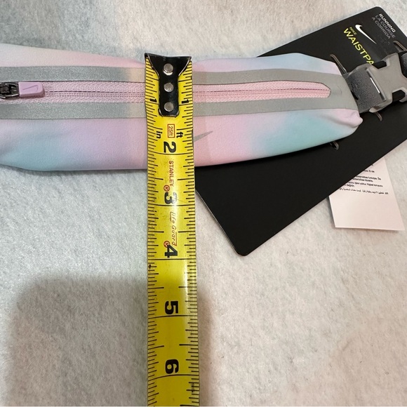 Nike Waistpack - Picture 4 of 9